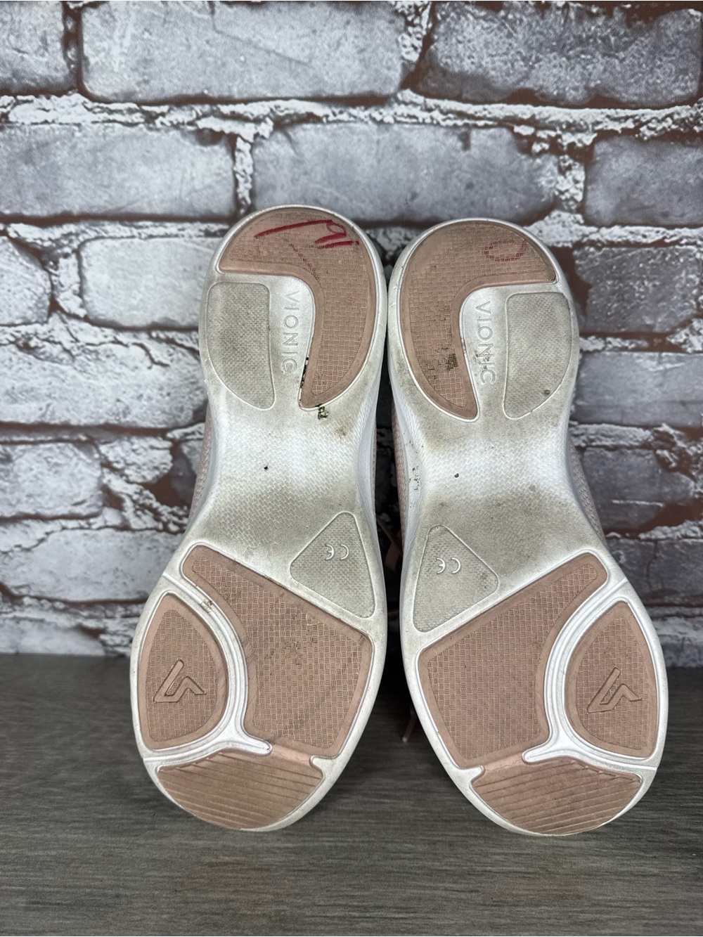 Vionic Blush Pink Lenora Leisure Supportive Walking Shoes Women Sz 7.5M US/38EU - Picture 11 of 13